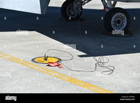 Grounding aircraft hi-res stock photography and images - Alamy