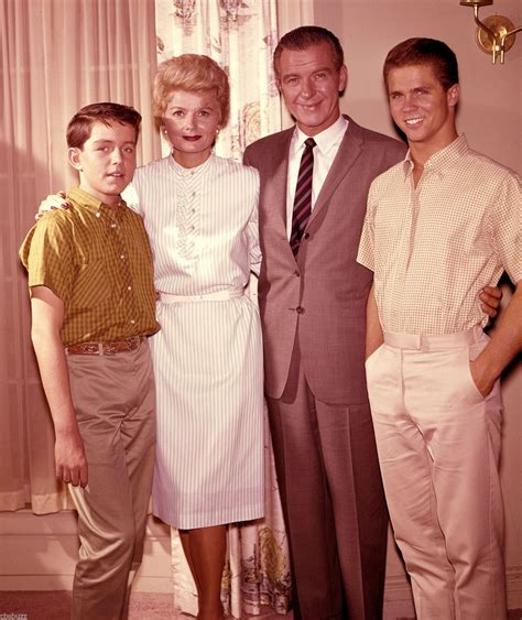 LEAVE IT TO BEAVER - TV SHOW PHOTO #11 | Tony dow, Leave it to beaver, Old hollywood stars