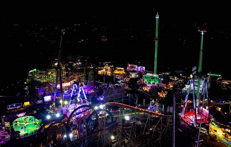 Slingshot Ride At Hyde Park's Winter Wonderland Goes Horribly Wrong