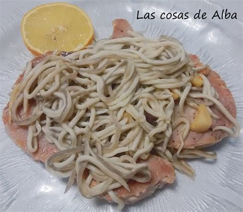 Atún fresco con gulas