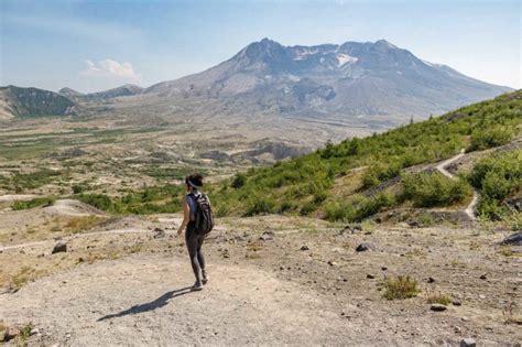 3 Must-Do Hikes at Mount St. Helens National Volcanic Monument - The ...