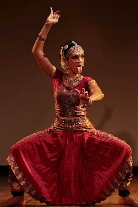 Bharatanatyam | Bharatanatyam costume, Indian classical dance, Indian dance