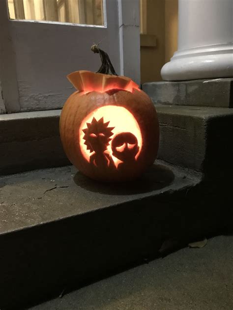 Rick and morty pumpkin | Pumpkin carving, Halloween pumpkin carving ...