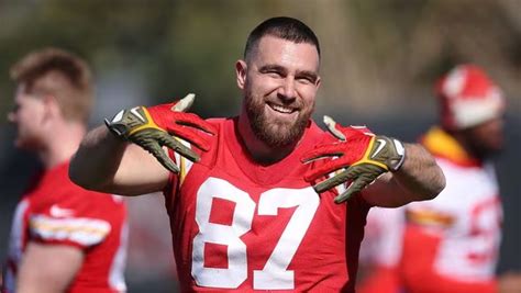 Travis Kelce signed on a jersey on his and Taylor Swift’s relationship ...