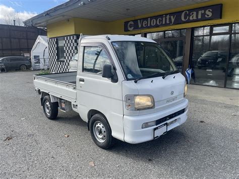 2004 Daihatsu Hijet 4WD Special | Vancouver Velocity Cars