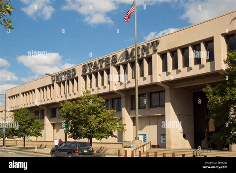 U s mint philadelphia building hi-res stock photography and images - Alamy