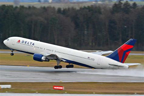 Delta´s Boeing 767-300ER - Air Data News