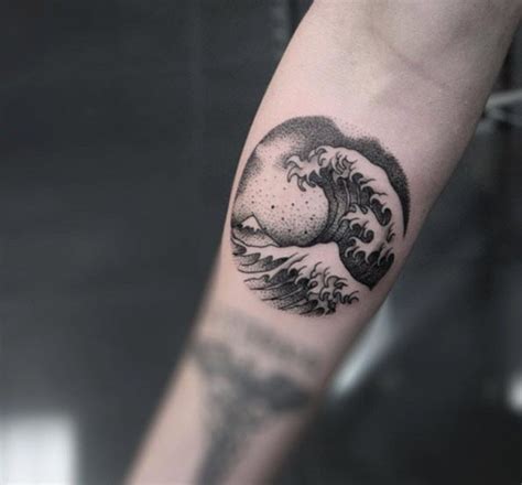 Body - Tattoo's - Hokusai wave by Niko - TattooViral.com | Your Number One source for daily ...