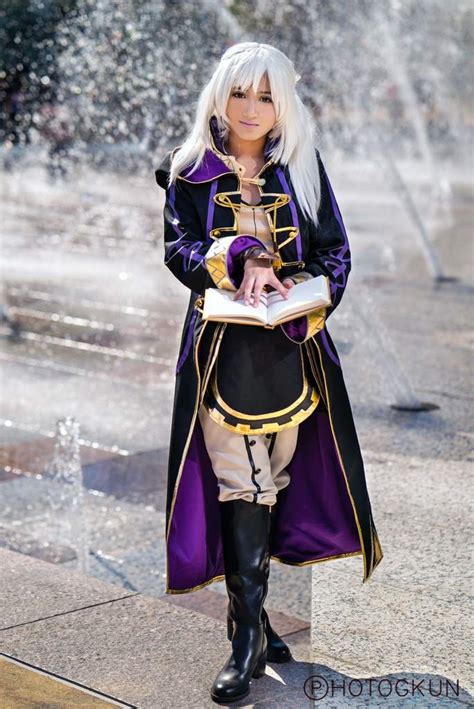 Robin (Fire Emblem Awakening) | Cosplay Amino