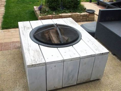 9 DIY Fire Pit Table Ideas to Build for Your Yard Now