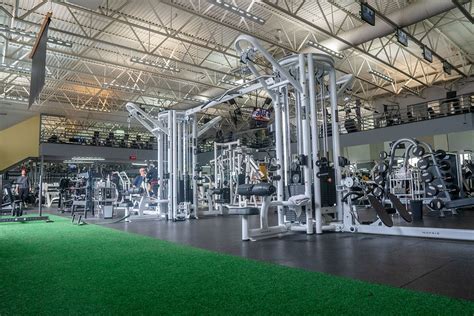 Fitness Facility | Genesis Athletic Club | British Columbia