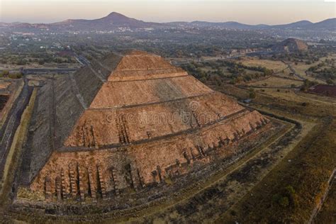 Sunrise Over the Teotihuacan Pyramid Stock Photo - Image of foggy ...