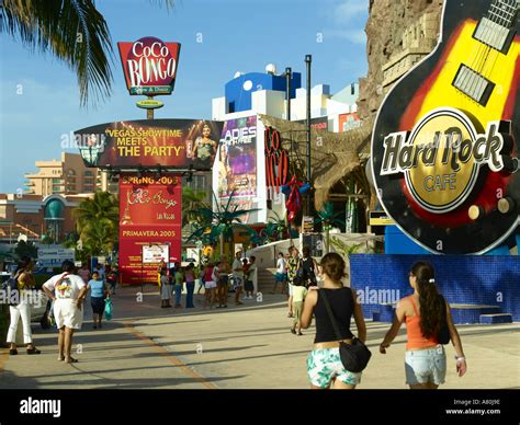 Cancun, Downtown Stock Photo: 3900061 - Alamy