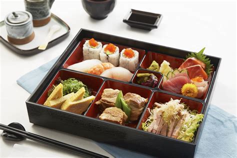 Japanese Bento Box (Adult) | Anythink Libraries