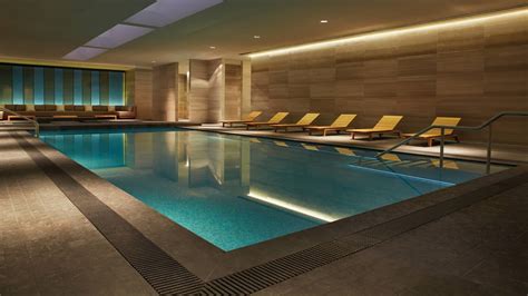 Luxury Hotel Toronto | Hotel in Yorkville | Four Seasons Hotel Toronto