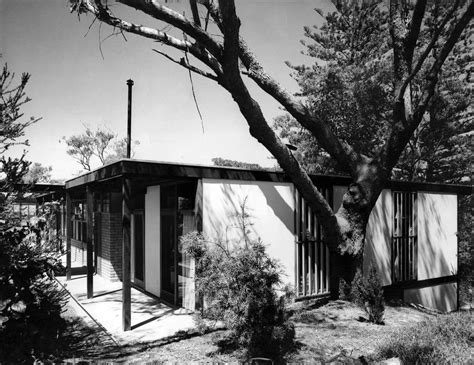 Badham House - Docomomo Australia