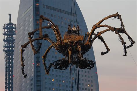 Giant robot spider in Yokohama (pics/ video) ~ Pink Tentacle