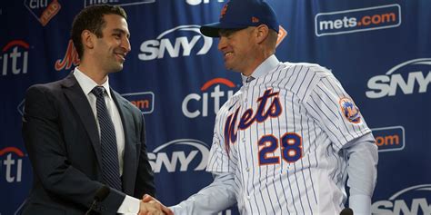 Carlos Mendoza introduced as Mets manager