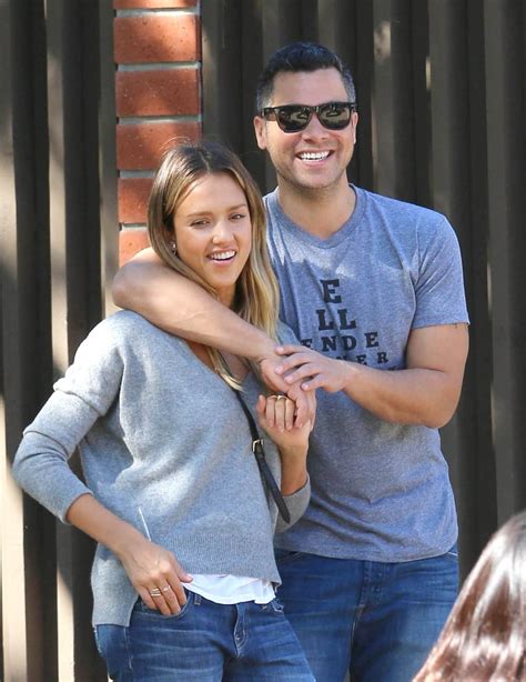 Jessica Alba and Cash Warren Couple Pictures | POPSUGAR Celebrity