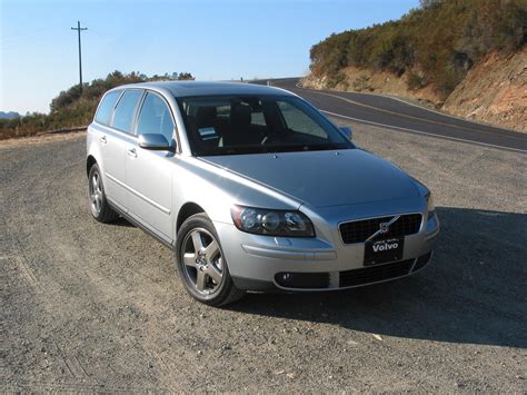 2006 Volvo V50 - Information and photos - MOMENTcar