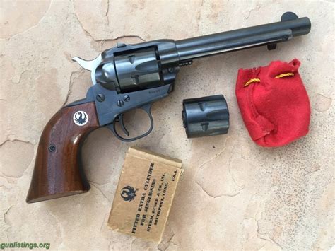 Gunlistings.org - Pistols 1962 Ruger 3 Screw Single Six 22 & 22 Magnum