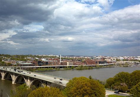 Key Bridge Marriott View -Bela Sono