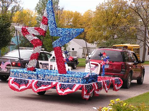 Madison Celebrates | Christmas parade floats, 4th of july parade, Parade float