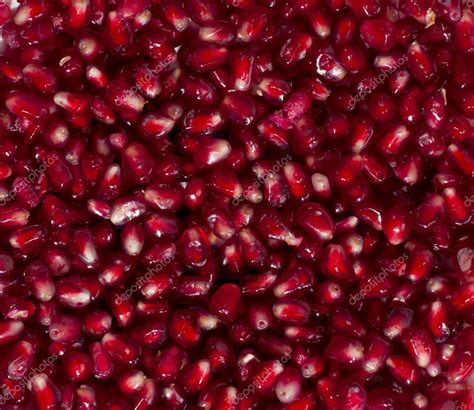 Fresh pomegranate seeds — Stock Photo © zokov #18946903