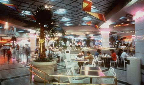 1990's renovation of the Glendale Galleria food court. Glendale, CA. | Sherman oaks galleria ...