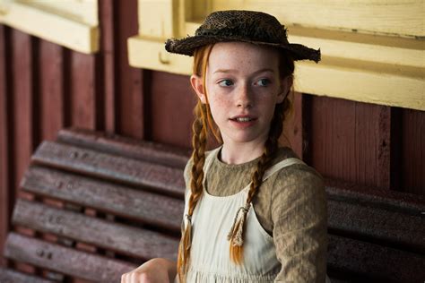 Who plays Anne Shirley in Anne With An E Cast? Meet Amybeth McNulty | Glamour UK