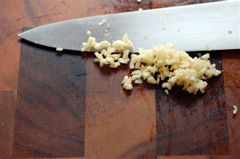 Mincing | 6 Knife Skills to Learn and Master | POPSUGAR Food