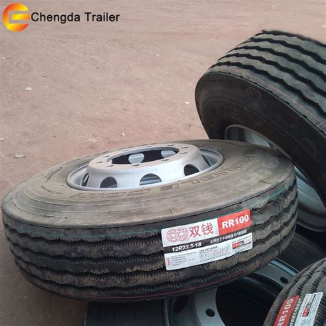 China Dump Truck Tires Manufacturers and Factory - Price - SINOTRUCK