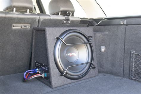 Subwoofer with built -in amplifier 600 watts - 12 inch woofer - 25 to 3500 Hz crossover - RCA ...