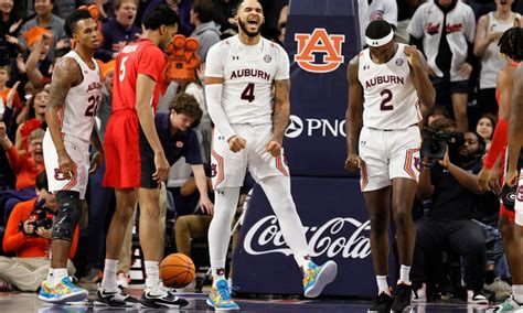 Auburn Basketball: Twitter reacts to Auburn beating Georgia 94-73