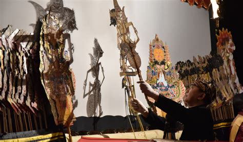 Kesenian Wayang Selalu Dinamis karena Tunjukkan Karakter Manusia - Suara Surabaya