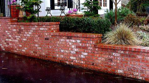 Rich Masonry: veneer | Retaining wall patio, Brick retaining wall, Retaining wall