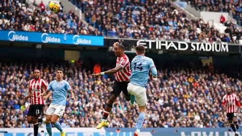 Manchester City vs Brentford: Peluang Juara Bertahan Liga Inggris ke Peringkat 2 - Bola Liputan6.com