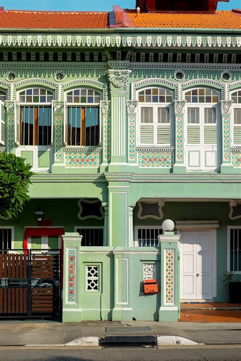 PERANAKAN HOUSES : Colourful Neighborhood at Joo Chiat Road ...