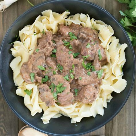 Slow Cooker Beef Stroganoff - Yummy Healthy Easy