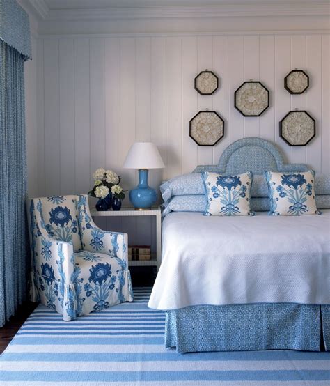 A Blue and White Beach House by Phoebe and Jim Howard - The Glam Pad ...