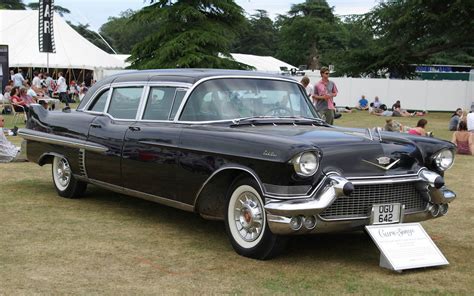 1957 Cadillac Fleetwood - Information and photos - MOMENTcar