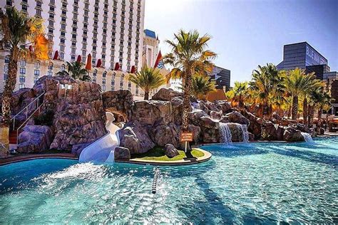 Excalibur Hotel & Casino ab 15 €. Resorts in Las Vegas - KAYAK