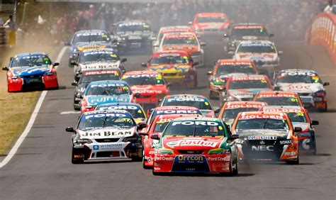 Funny Pictures Gallery: Australian v8 cars, fia touring car, v8supercar ...