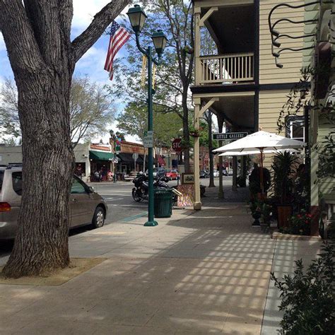 downtown pleasanton restaurants main street - Effie Rowley