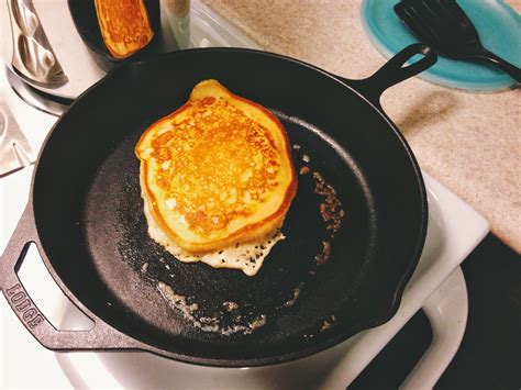 Chasing Lovely: Copycat Cracker Barrel Pancakes