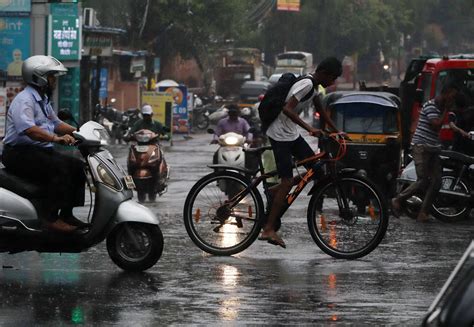 IMD forecasts withdrawal of monsoon by October 5 - TheDailyGuardian