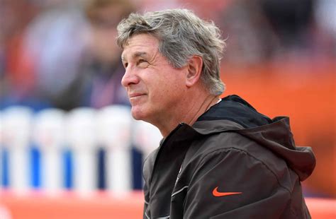 Bill Callahan Has Hilarious Reaction To Joel Bitonio Extension