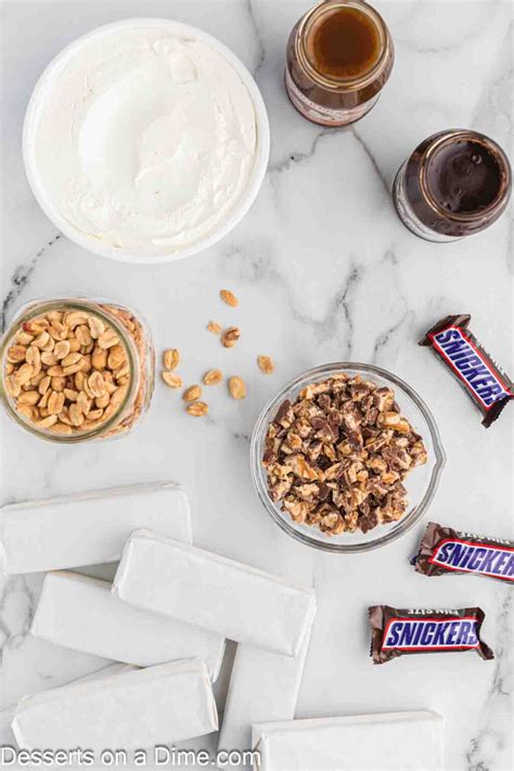 Snickers Ice Cream Cake - Easy snickers ice cream cake recipe