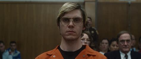 Dahmer Trailer - Evan Peters Is Bone Chilling as Jeffrey Dahmer