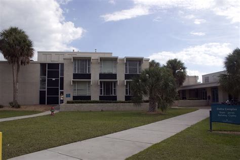 Traditional Housing | Photos by Camilla Tannen-Barrup '11. | Eckerd ...